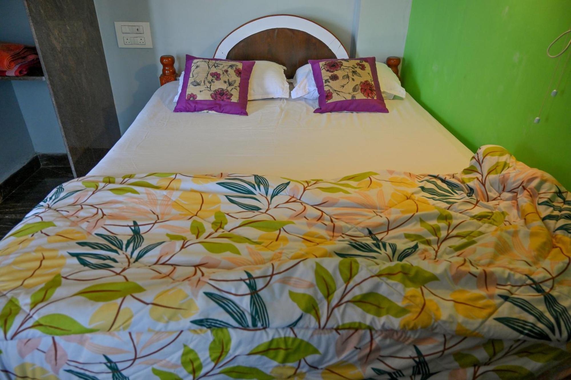 Gopi Homestay Hampi Bilik gambar