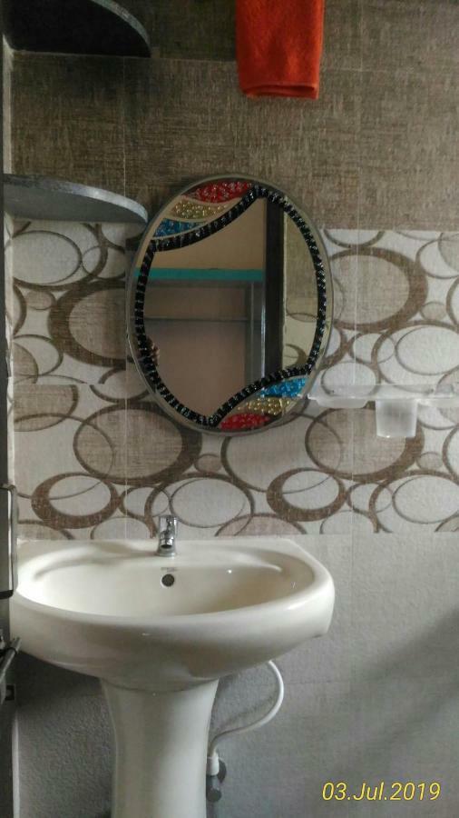 Gopi Homestay Hampi Luaran gambar