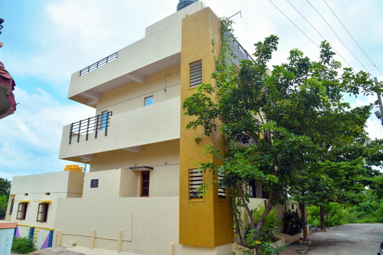 Gopi Homestay Hampi Luaran gambar